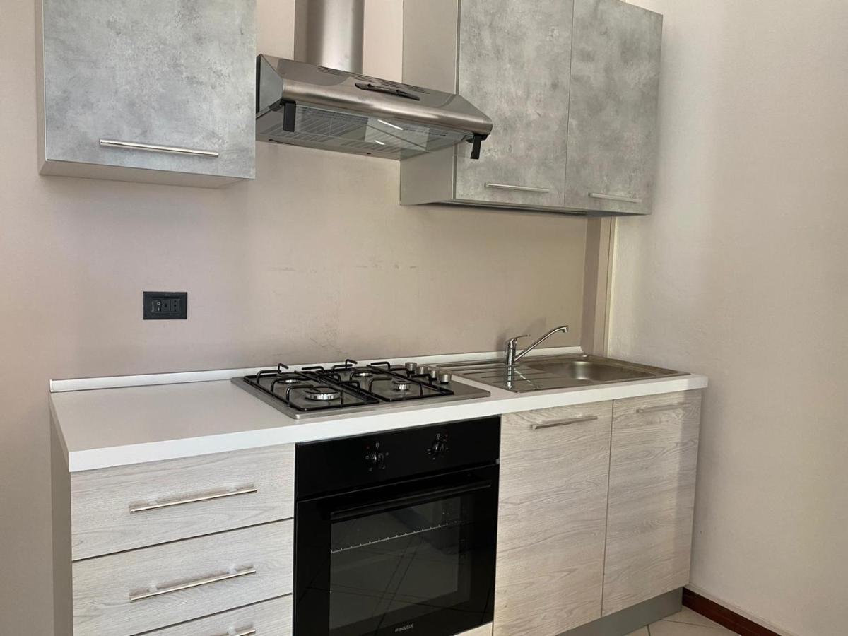 La Lanterna - Appartamenti In Residence Con Piscina Desenzano del Garda Exteriör bild
